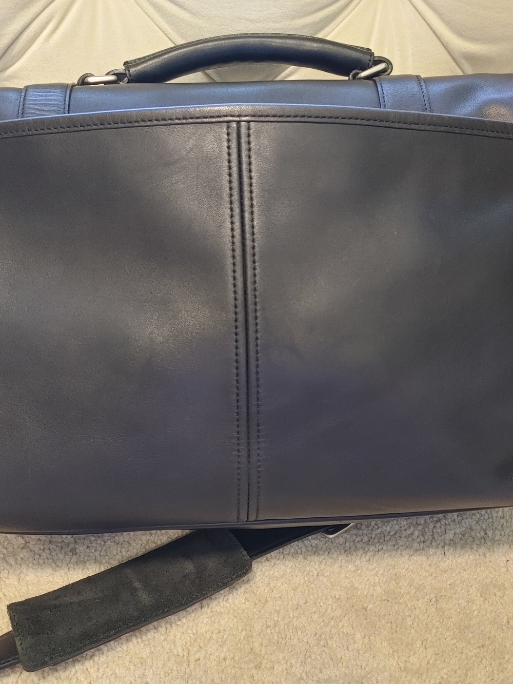 Vintage Coach Black Leather Messenger Bag - Picture 13 of 15